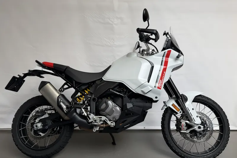 Ducati DesertX (2023)