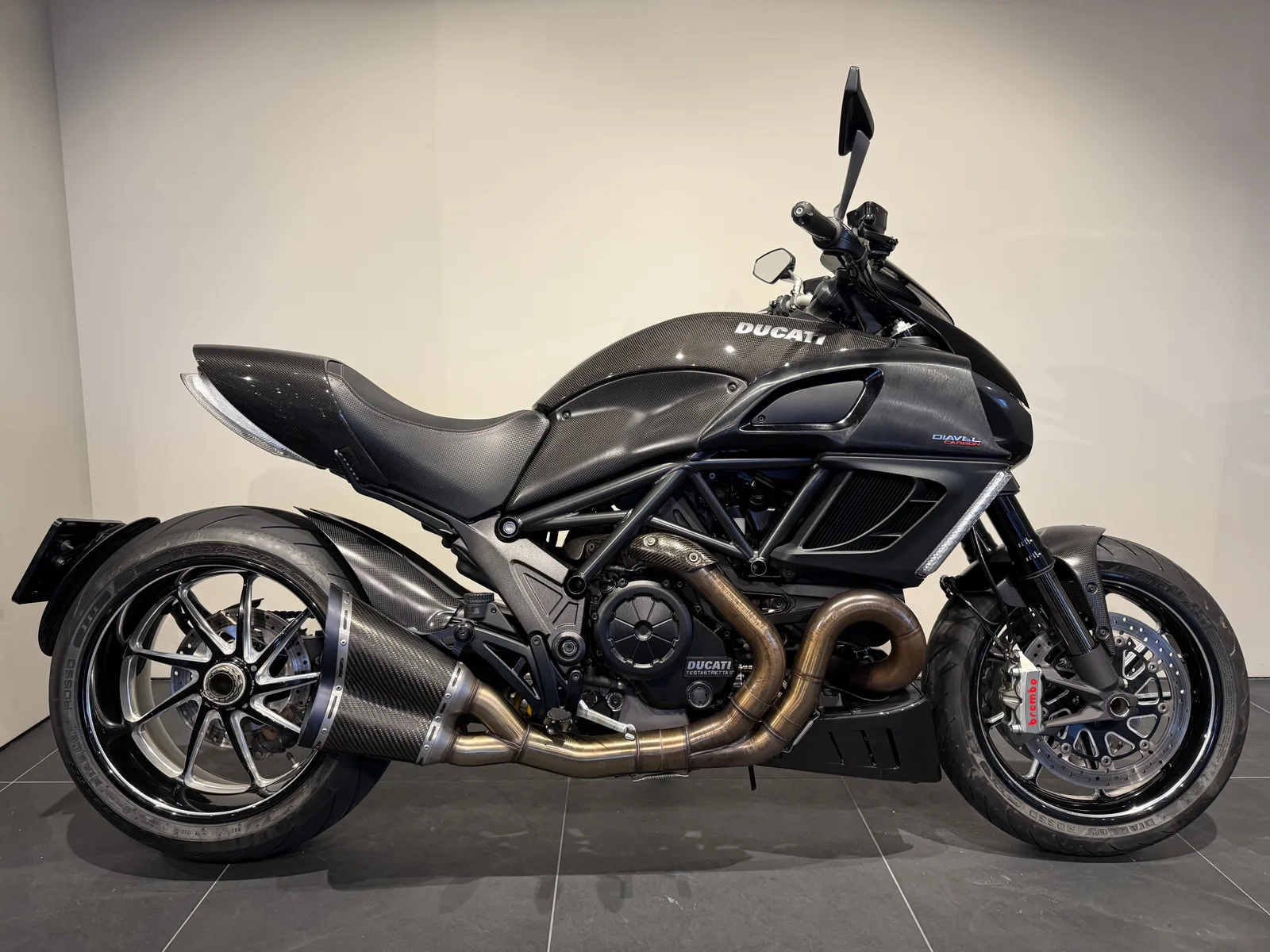 Ducati Diavel (2011) — foto 1