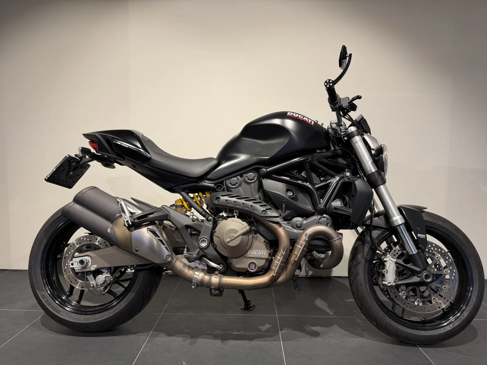 Ducati Monster 821 (2015) — foto 1