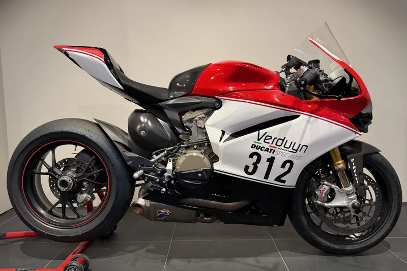 Ducati Panigale 1299 (2015)