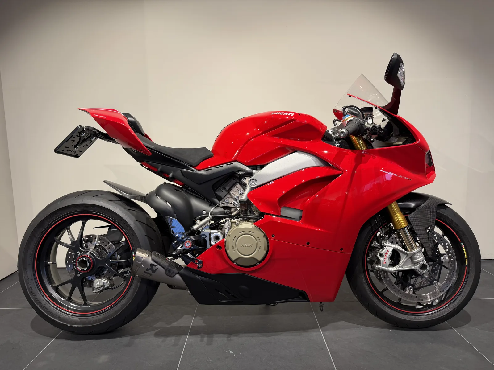 Ducati Panigale V4S (2018) — foto 1