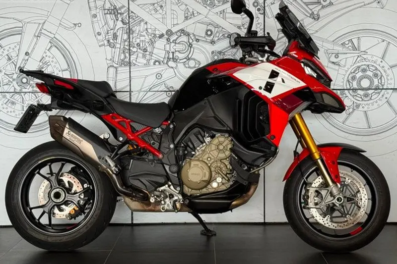 Ducati Multistrada V4 (2023)