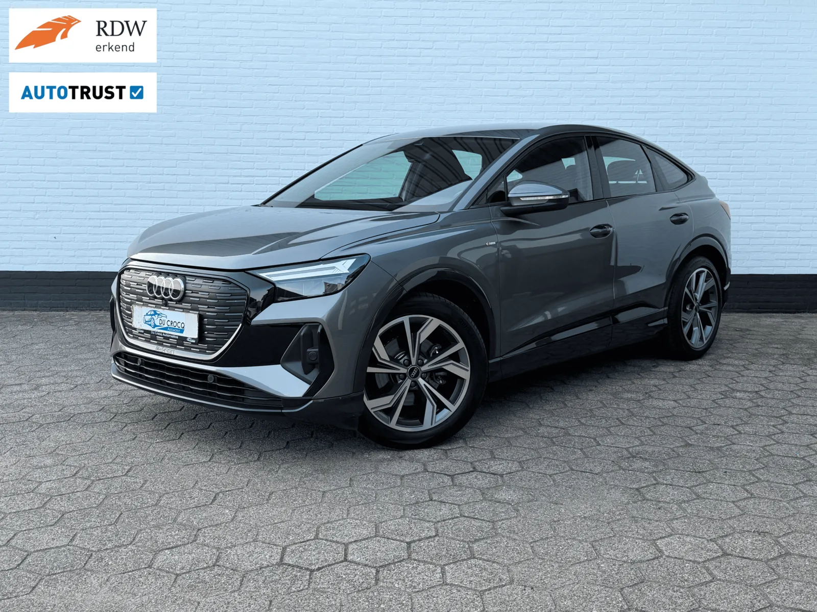 Audi Q4 e-tron (2022) — foto 1