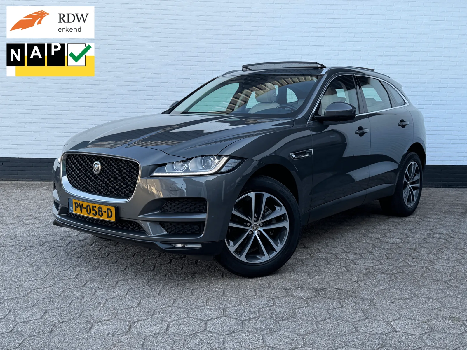 Jaguar F-Pace (2017) — foto 1