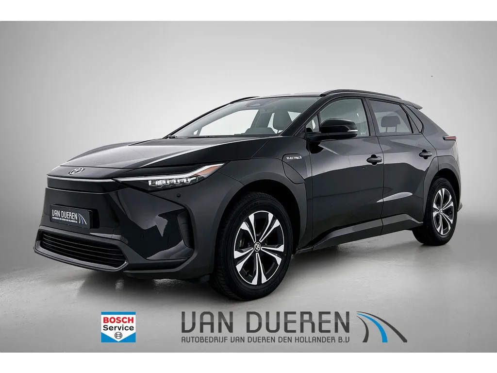 Toyota bZ4X (2023) — foto 1