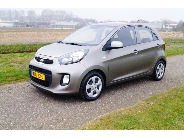 Kia Picanto (2016) — foto 1