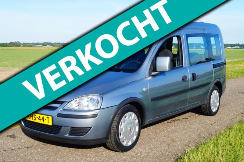 Opel Tour (2010)