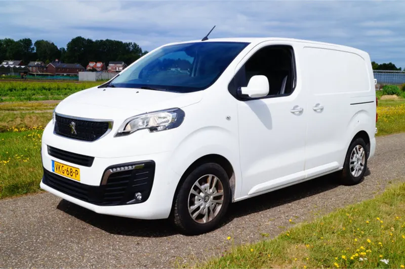 Peugeot Expert (2021)