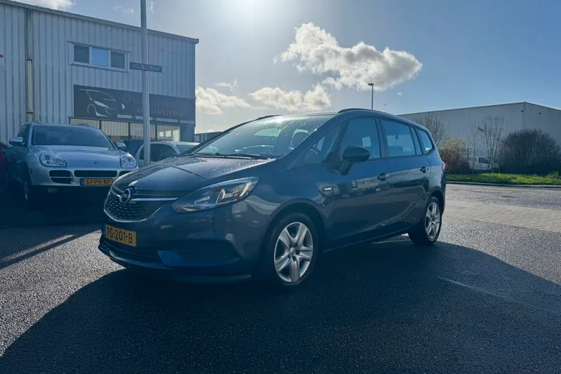 Opel Zafira (2017)