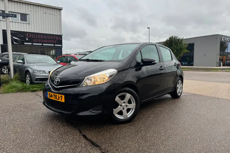 Toyota Yaris (2012)