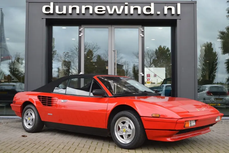 Ferrari Mondial (1984)