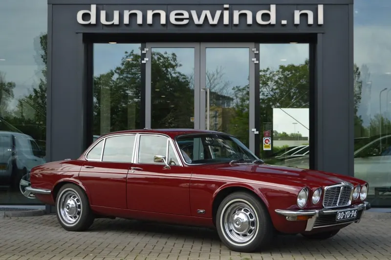 Jaguar XJ-6 (1974)