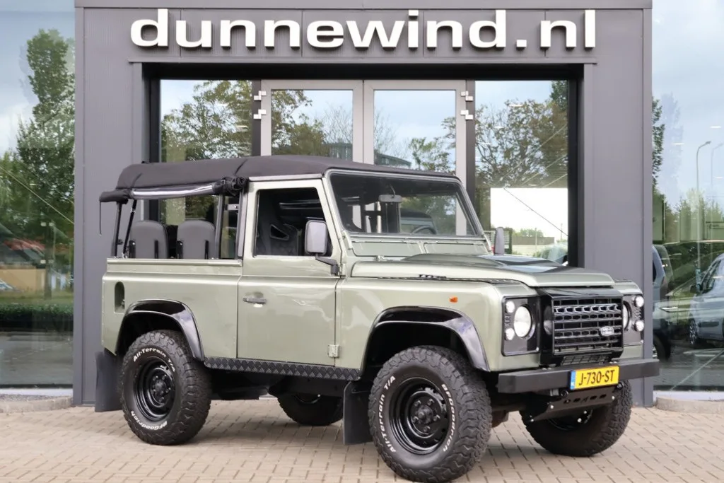 Land Rover Defender (1997) — foto 1