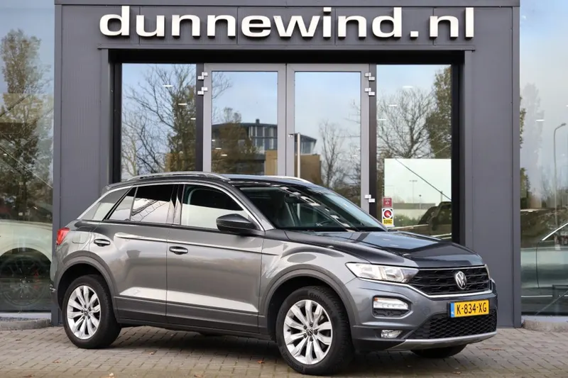 Volkswagen T-Roc (2021)