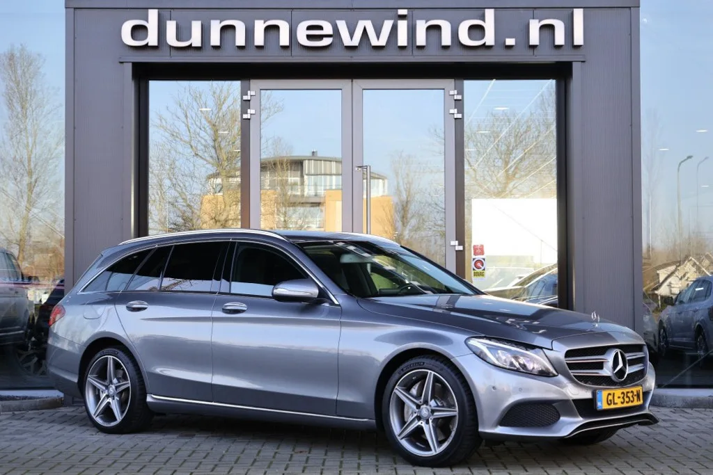 Mercedes-Benz C-Klasse (2015) — foto 1