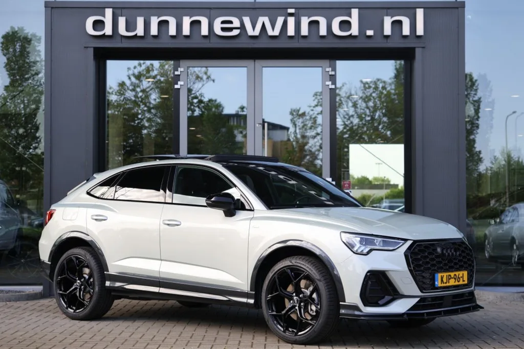 Audi Q3 (2022) — foto 1