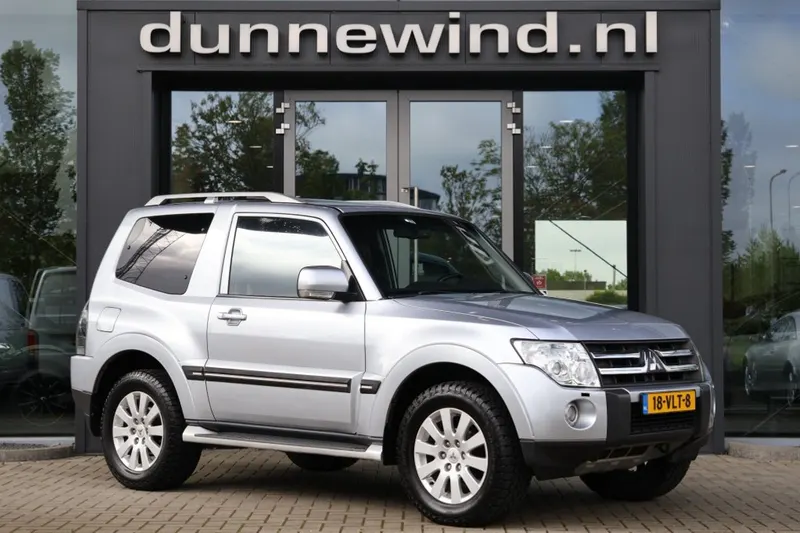 Mitsubishi Pajero (2008)