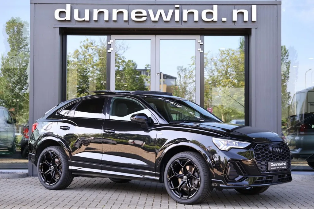 Audi Q3 (2022) — foto 1