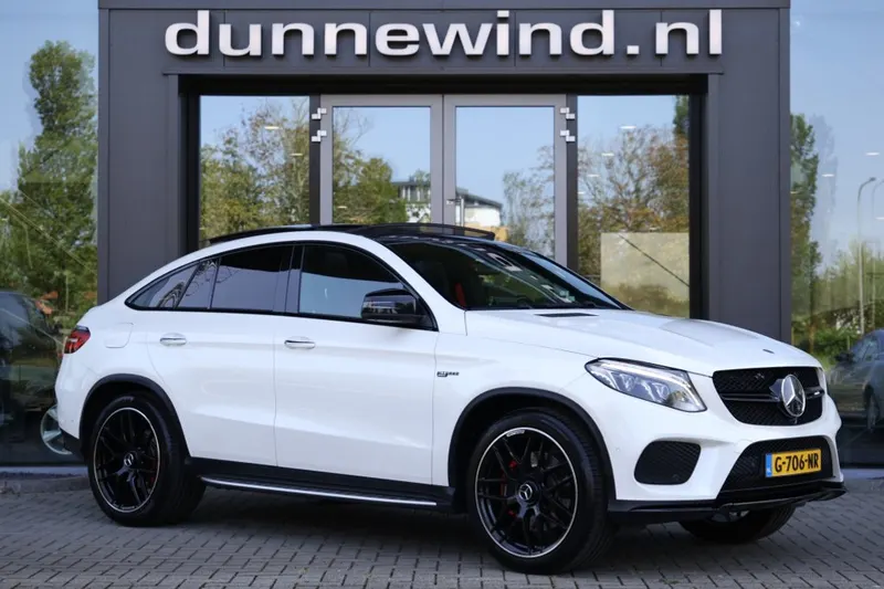 Mercedes-Benz GLE (2015)