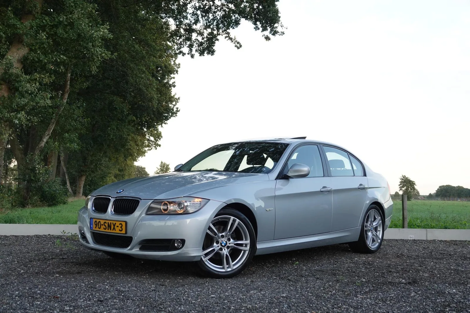 BMW 3-Serie (2009) — foto 1
