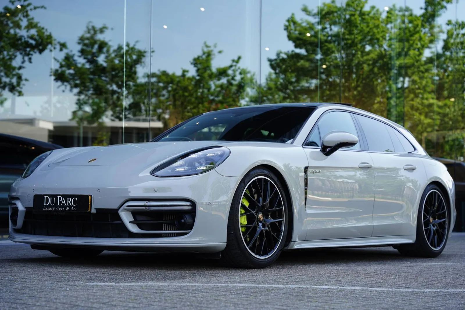 Porsche Panamera (2021) — foto 1