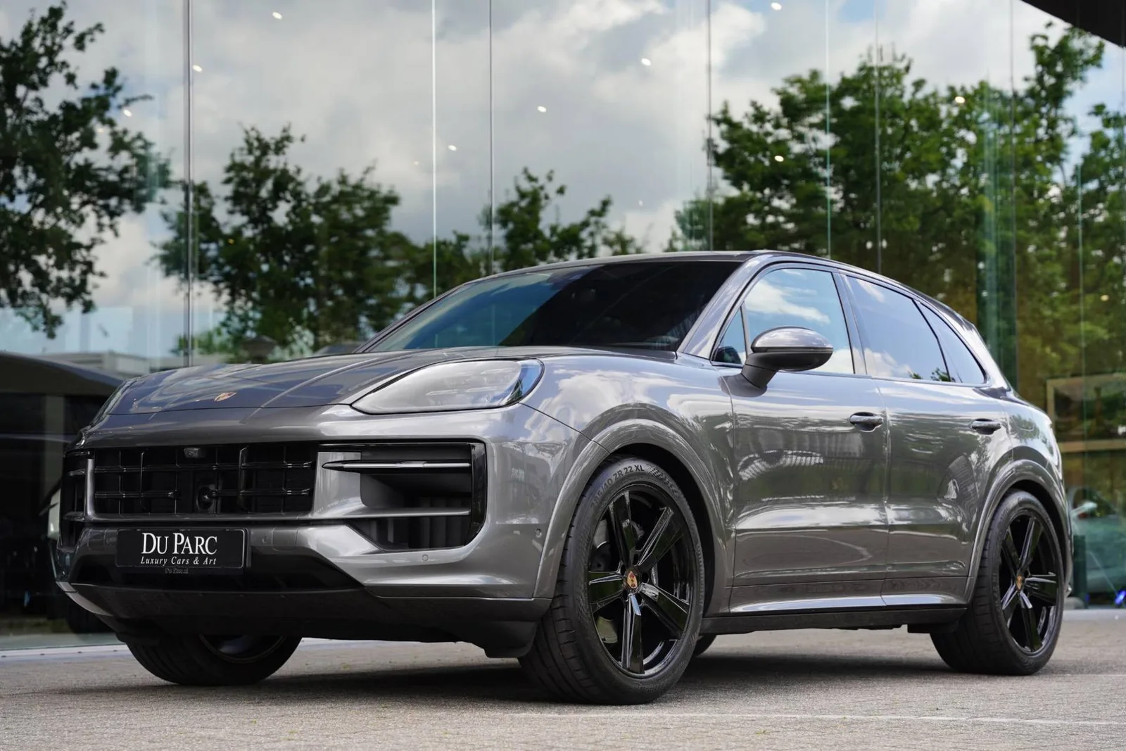 Porsche Cayenne (2024) — foto 1