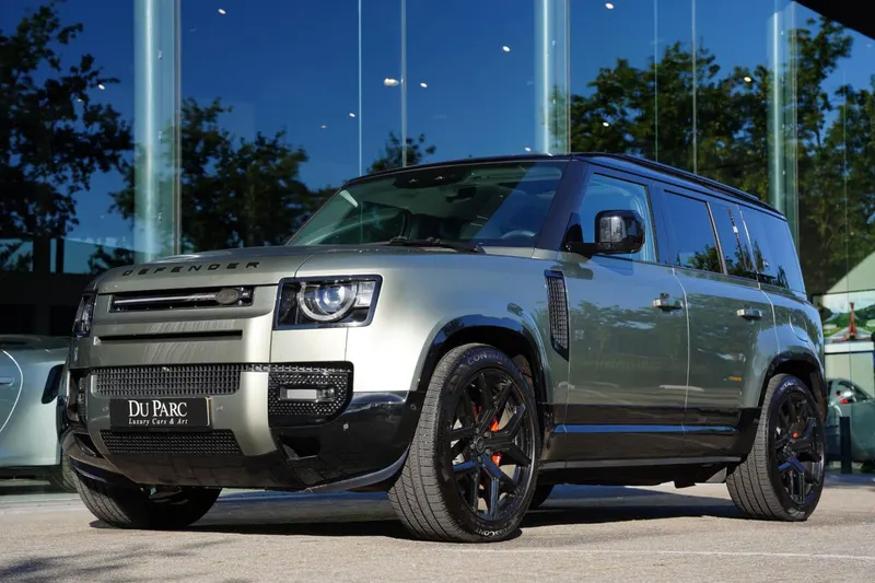 Land Rover Defender (2024)