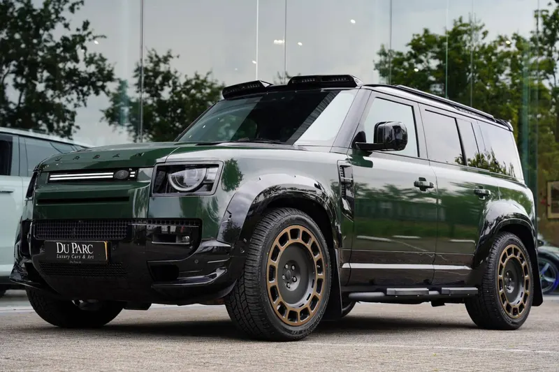 Land Rover Defender (2026)