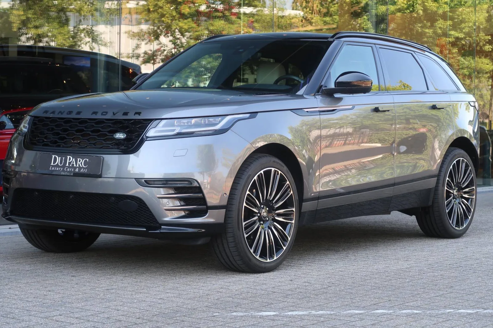 Land Rover Range Rover Velar (2019) — foto 1
