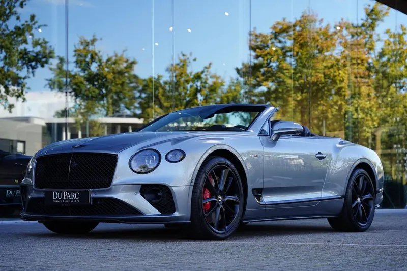 Bentley Continental GTC (2019)