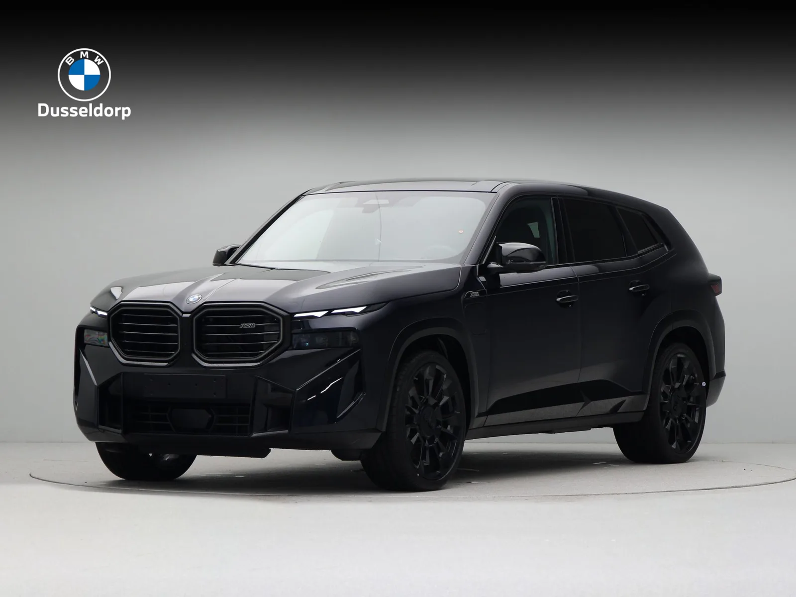 BMW XM (2026) — foto 1
