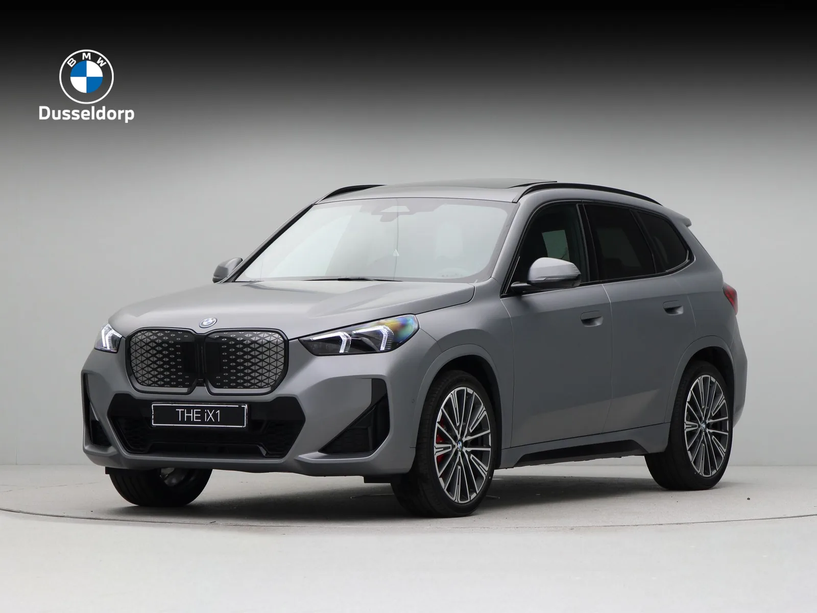 BMW iX1 (2026) — foto 1