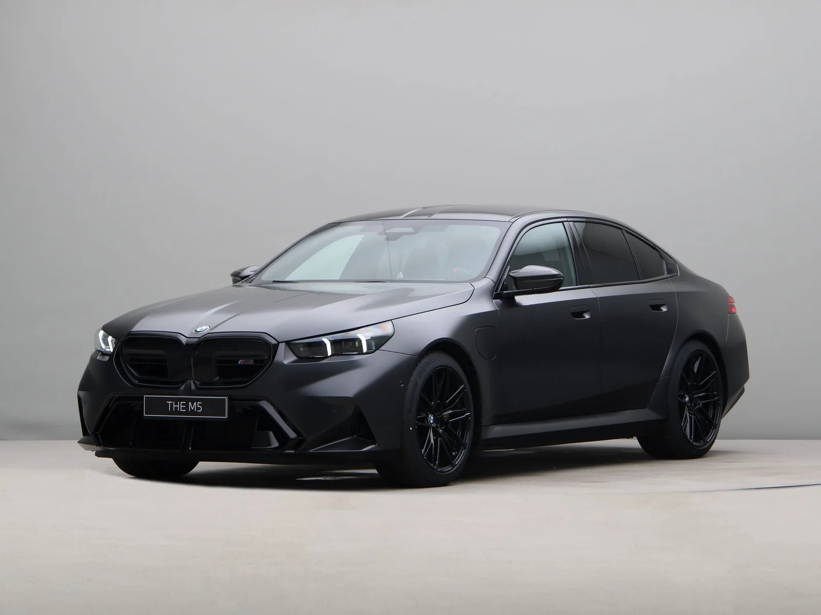 BMW M5 (2026) — foto 1