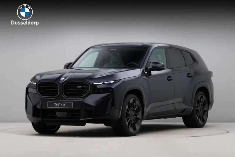 BMW XM (2024)
