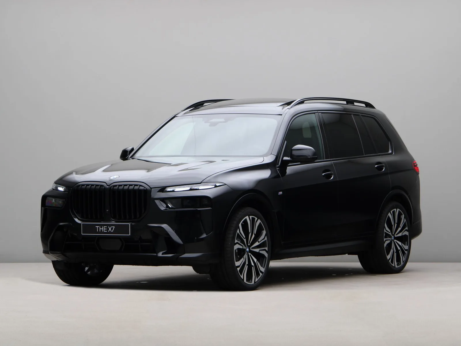 BMW X7 (2026) — foto 1