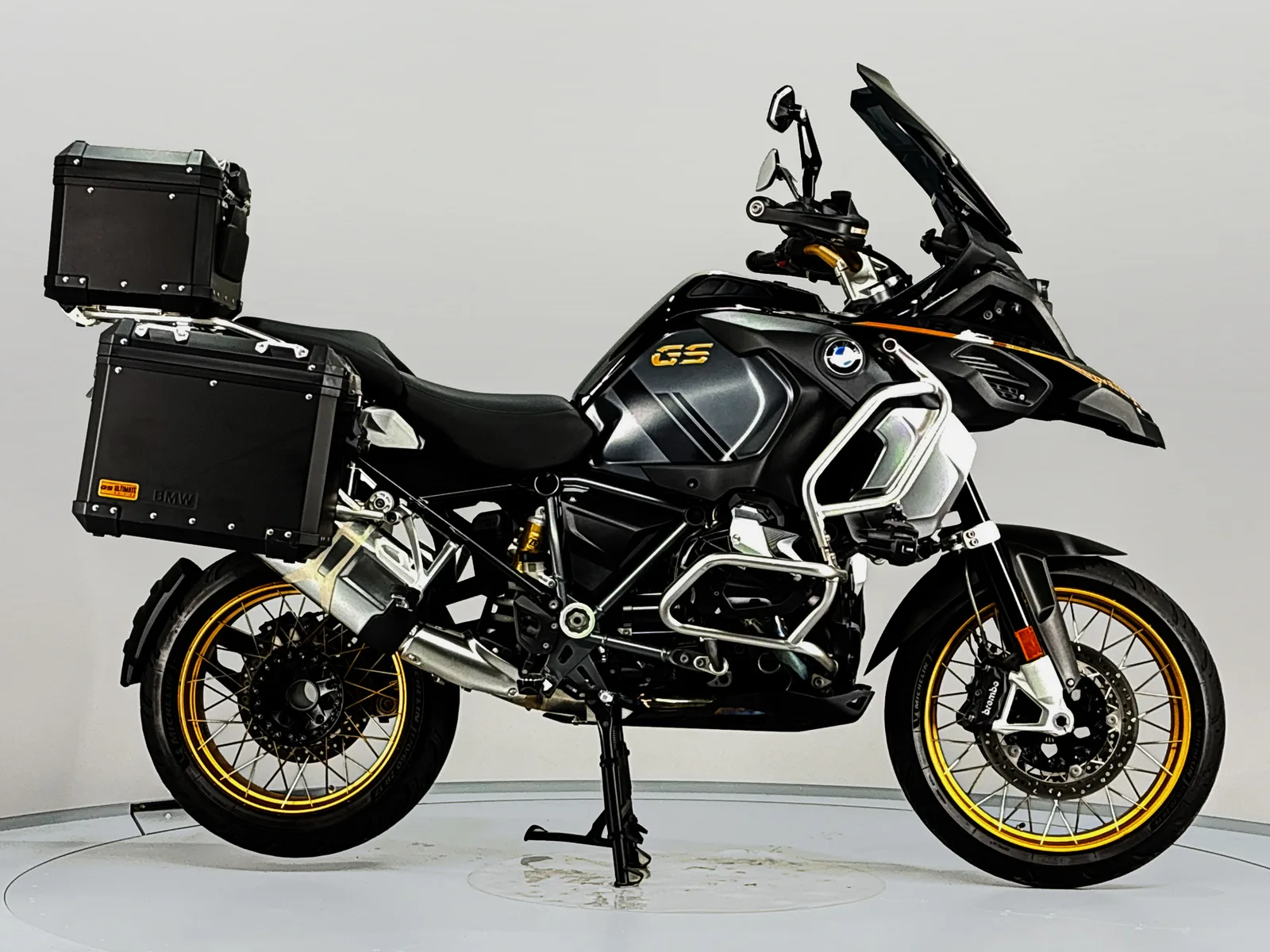 BMW R 1250 GS Adventure (2024) — foto 1
