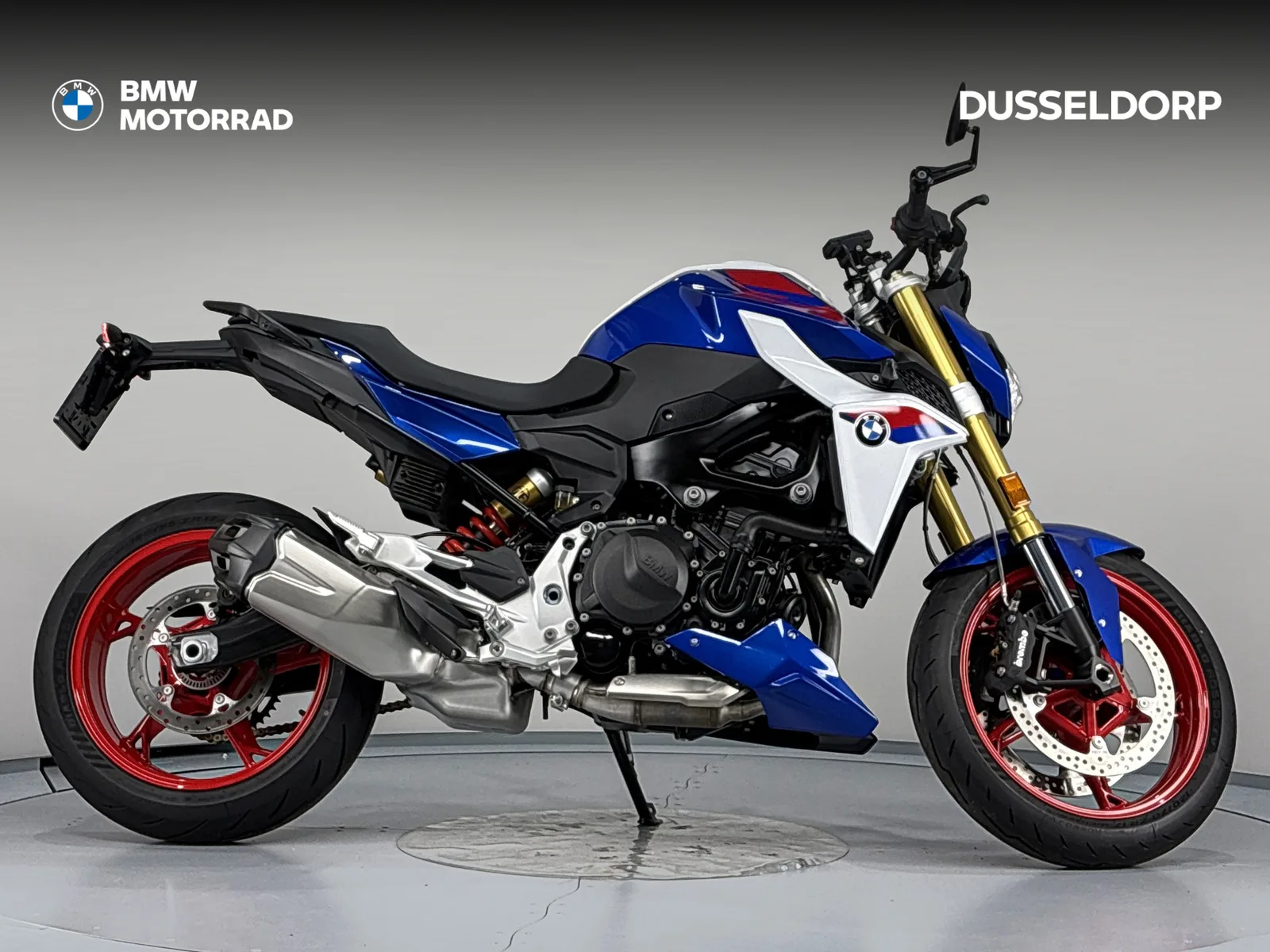 BMW F 900 R (2026) — foto 1