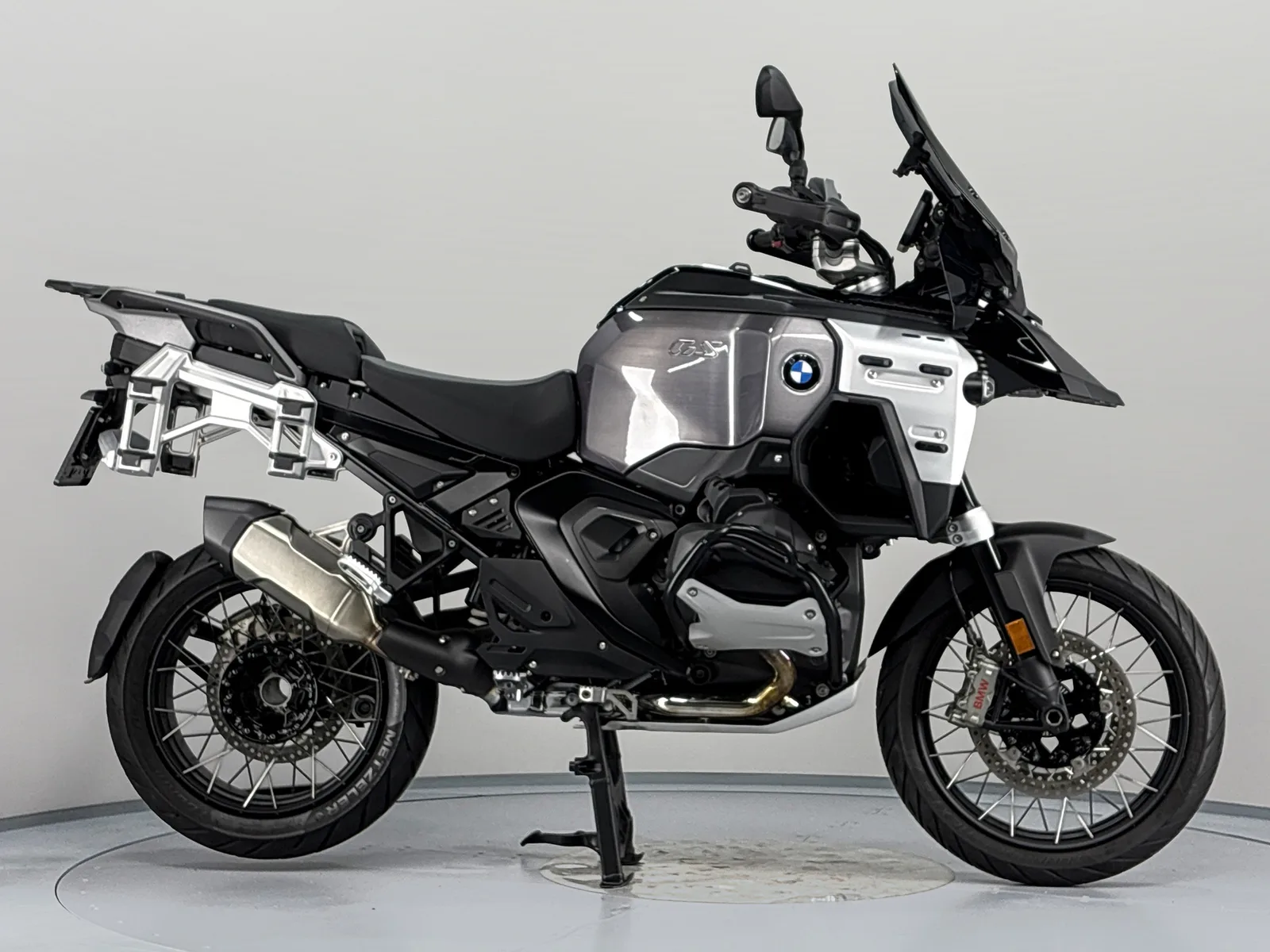 BMW R 1300 GS Adventure (2026) — foto 1