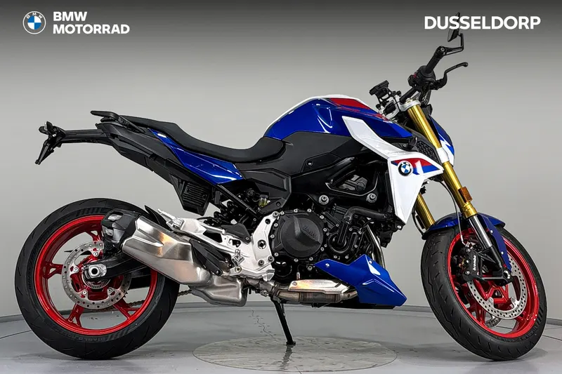 BMW F 900 R (2026)