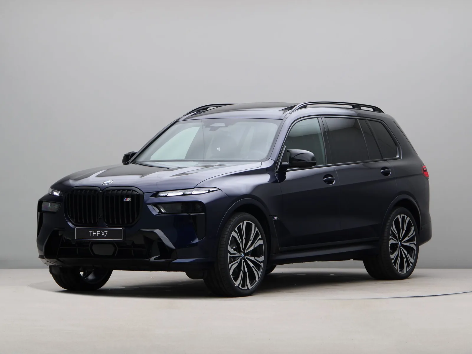 BMW X7 (2026) — foto 1