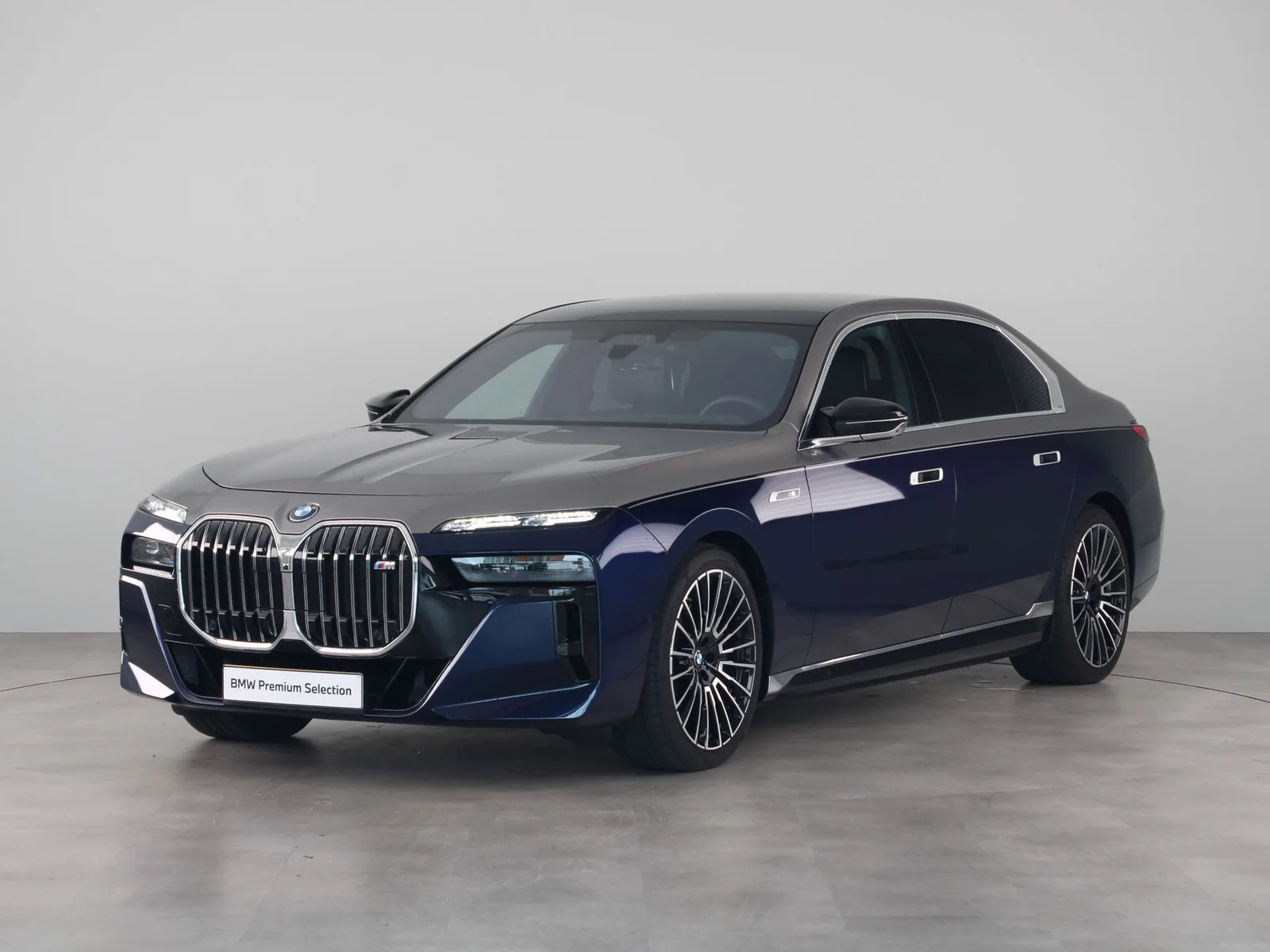 BMW i7 (2024) — foto 1