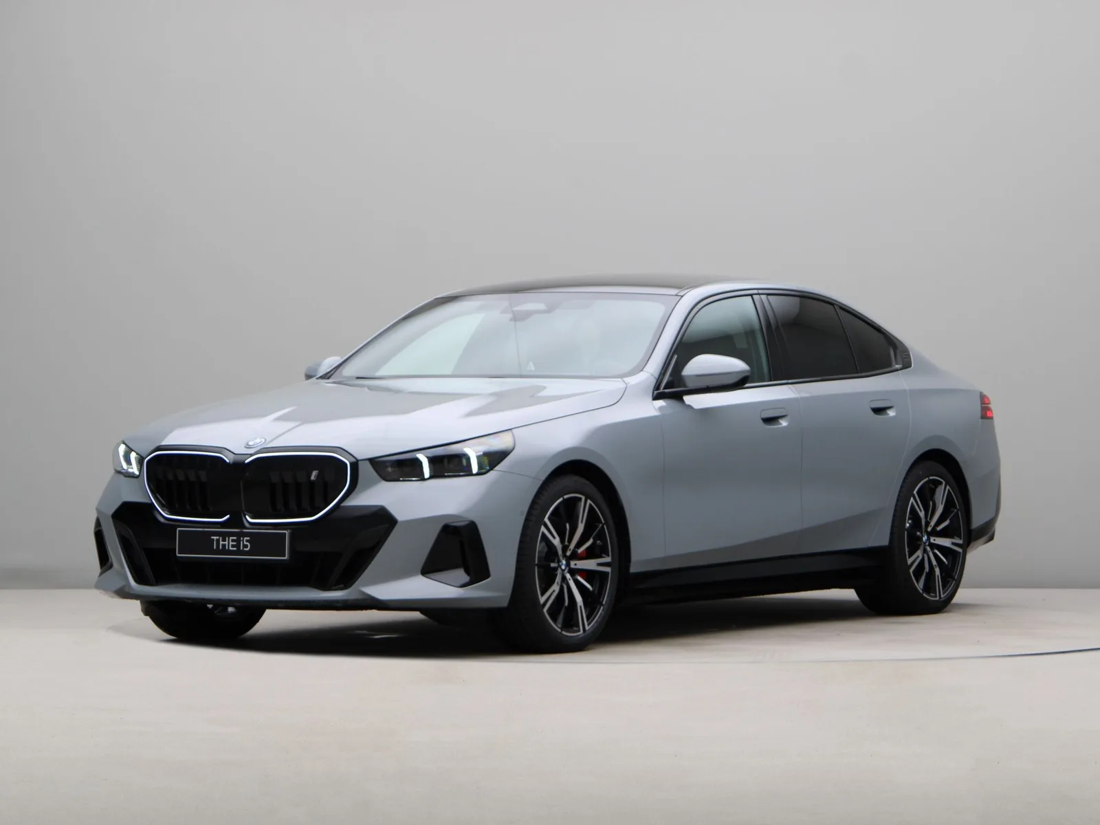 BMW i5 (2026) — foto 1