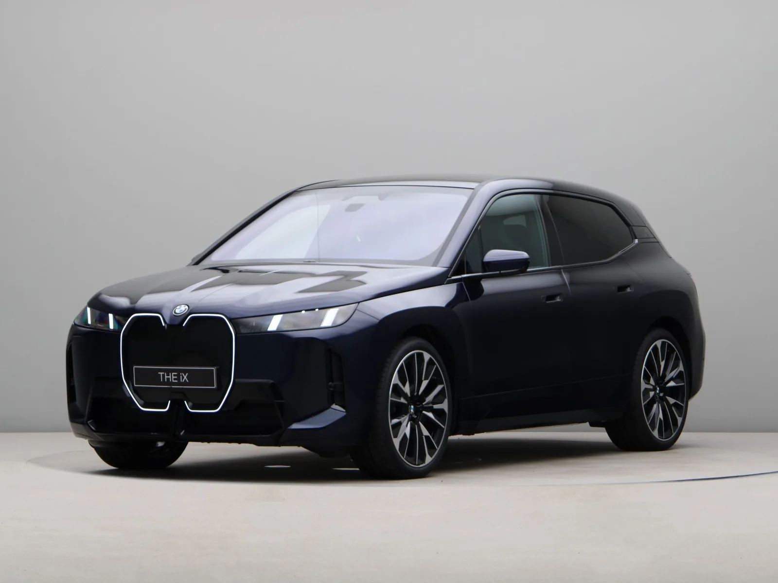 BMW iX (2026) — foto 1
