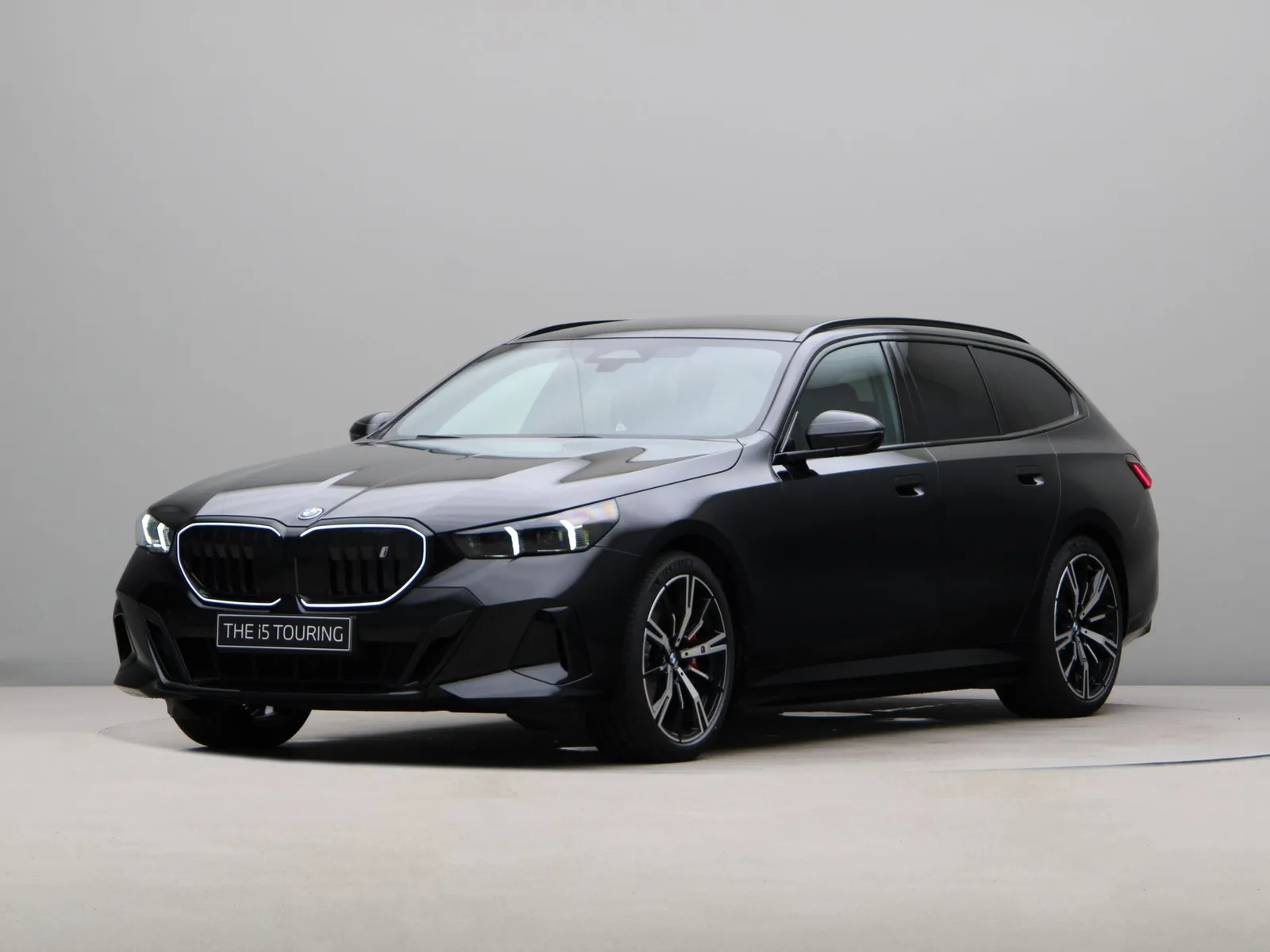BMW i5 (2026) — foto 1