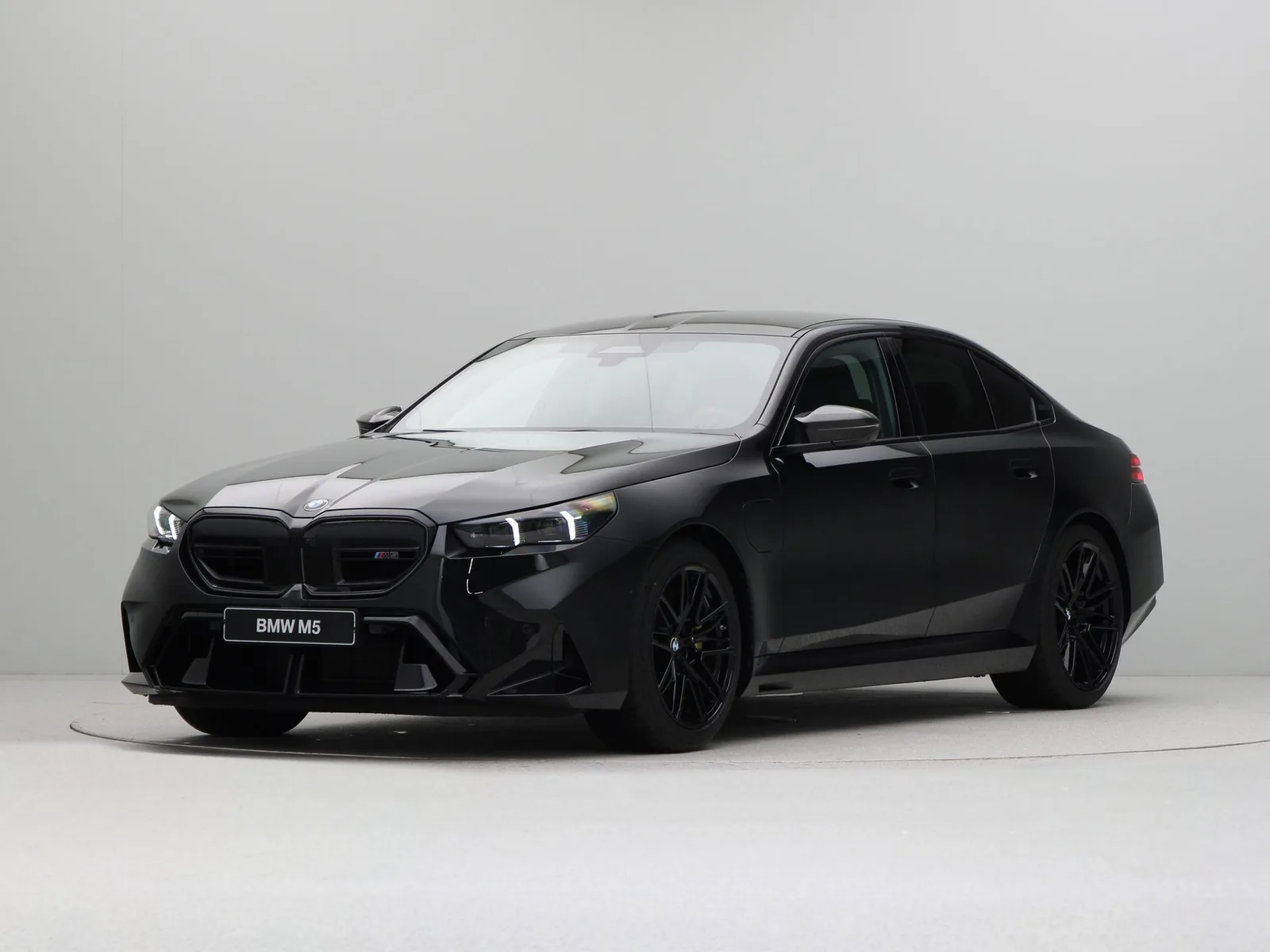 BMW M5 (2026) — foto 1