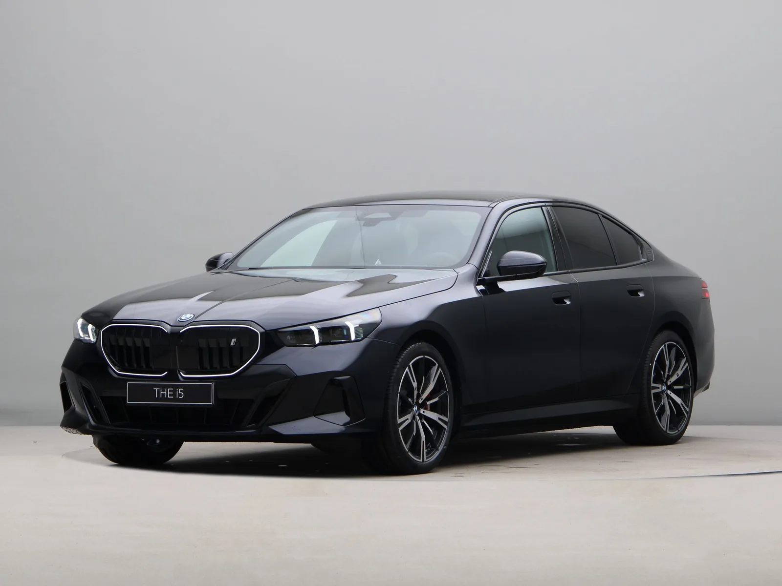 BMW i5 (2026) — foto 1