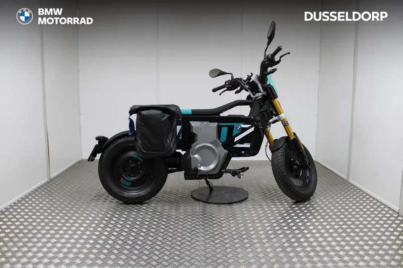 BMW CE 02 (2024)