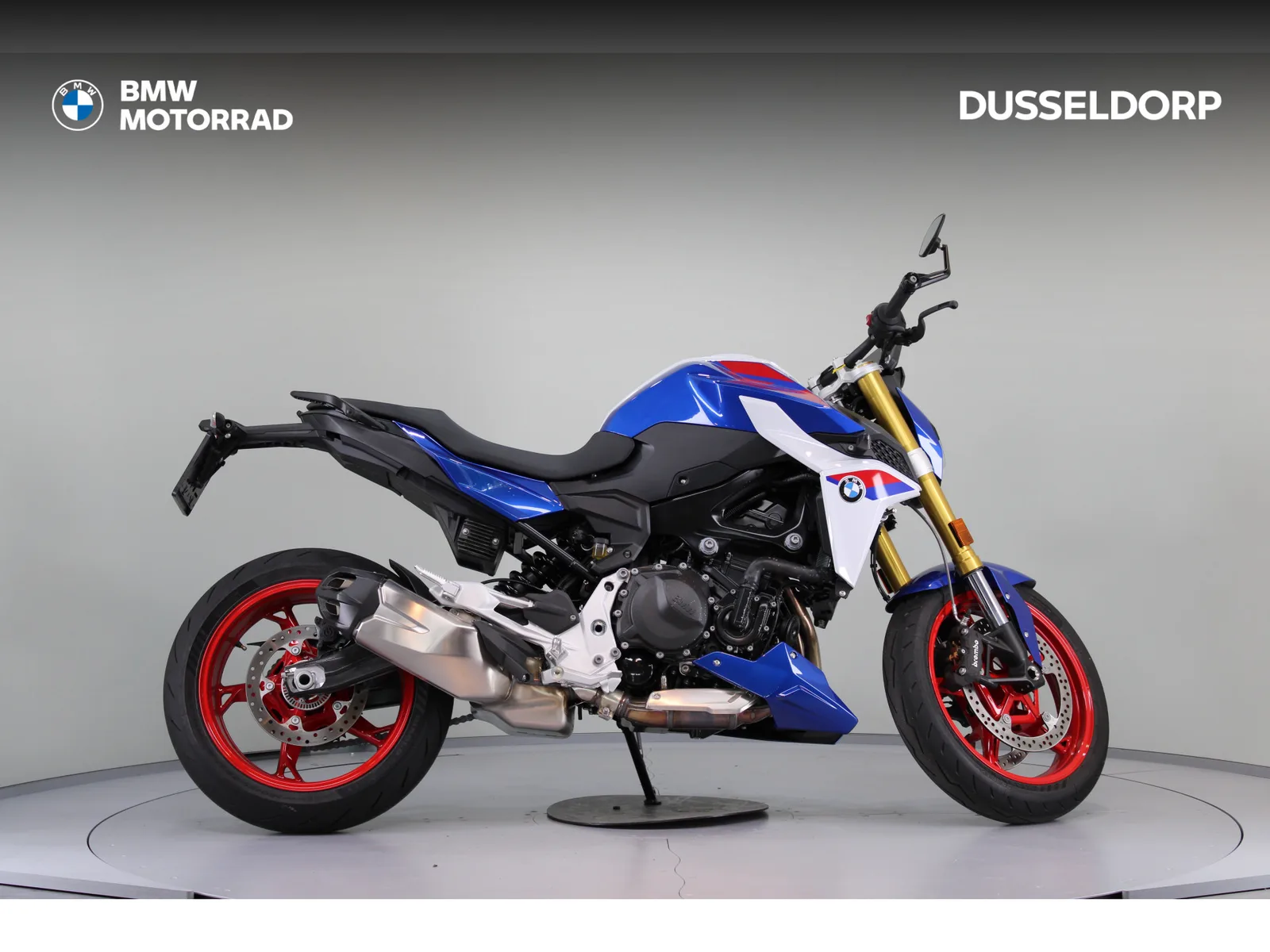 BMW F 900 R (2026) — foto 1