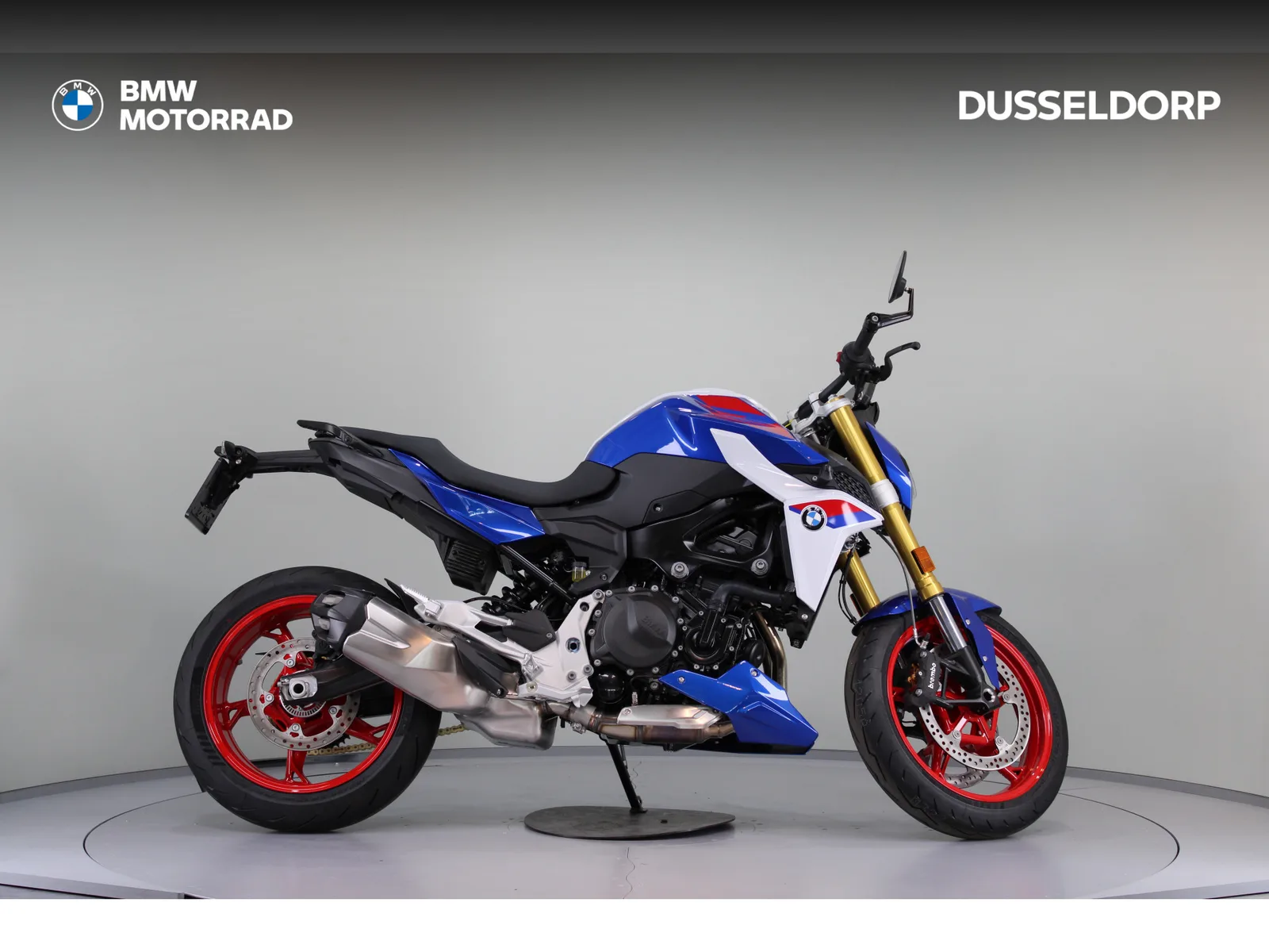 BMW F 900 R (2026) — foto 1