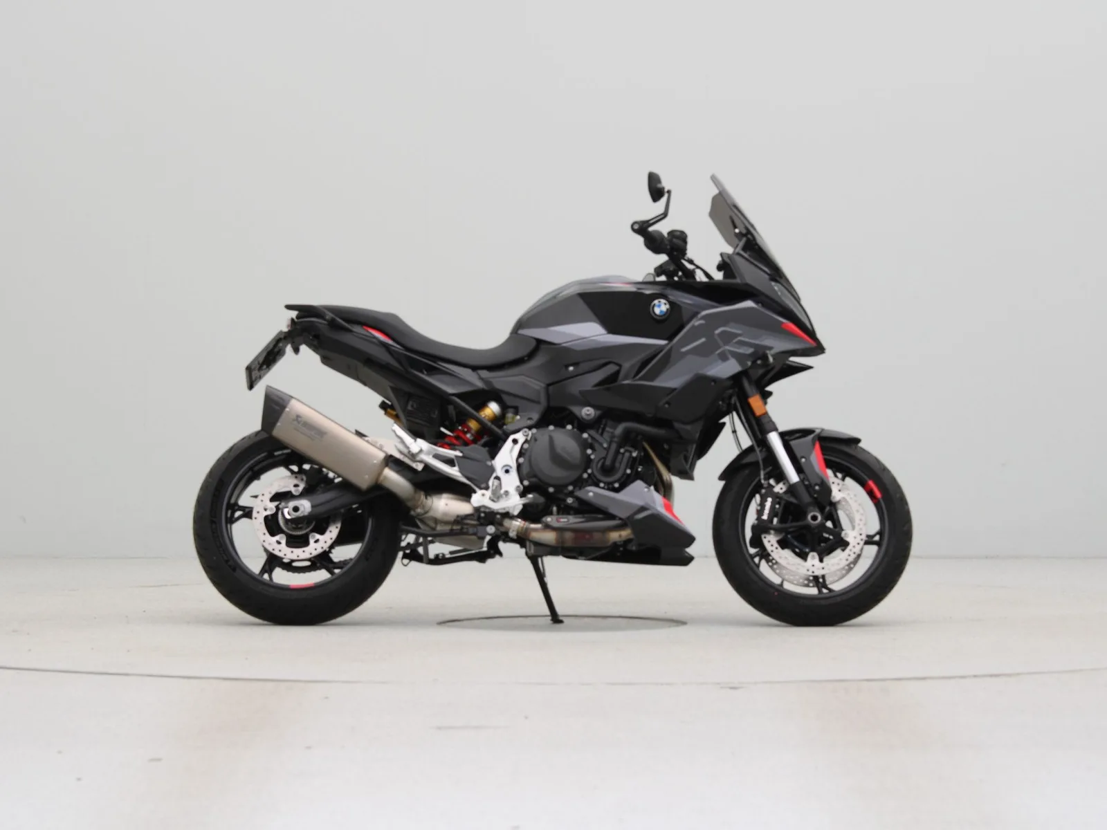 BMW F 900 XR (2026) — foto 1